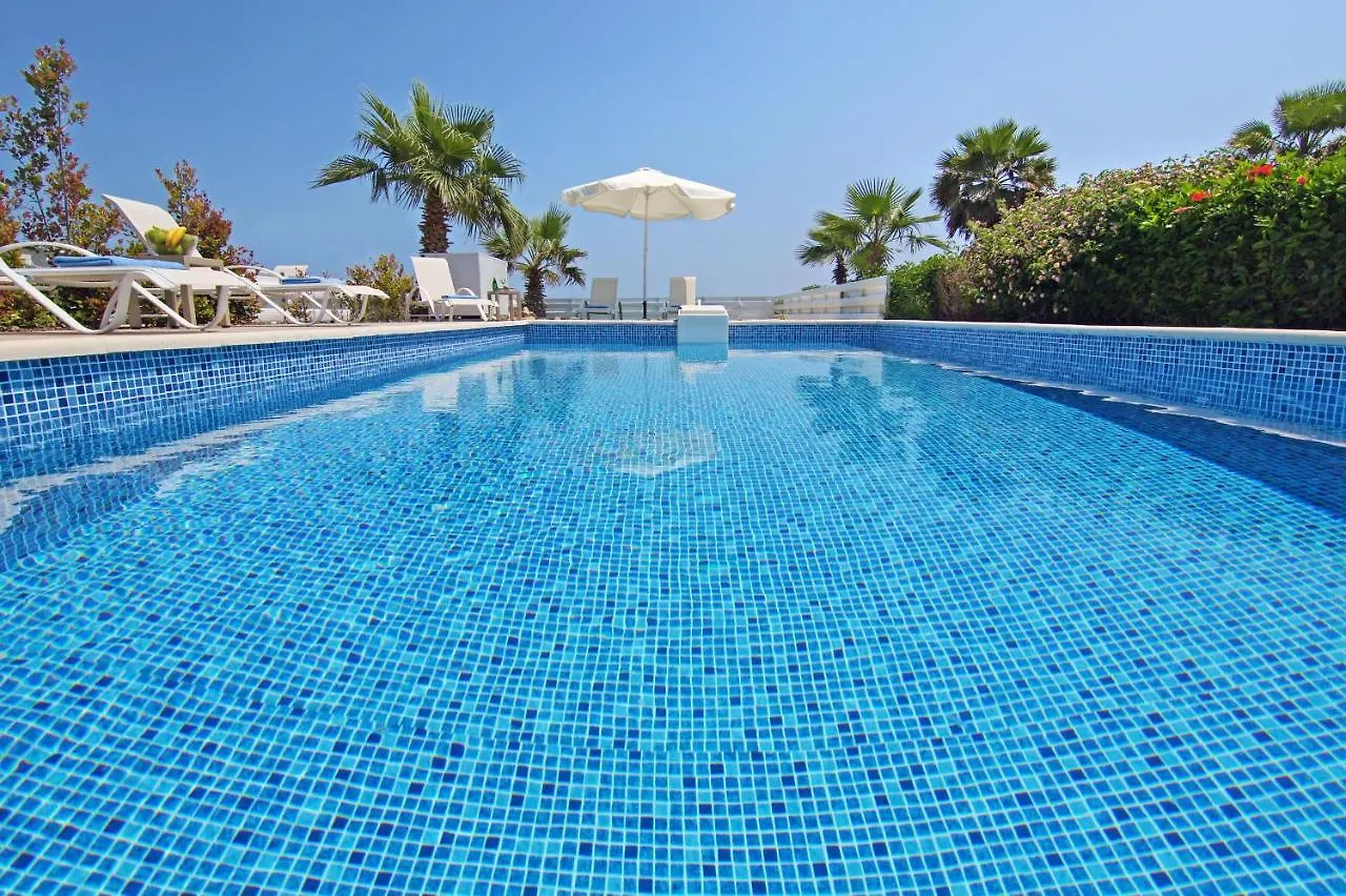 Villa Aphrodisia - Seafront Ayia Napa