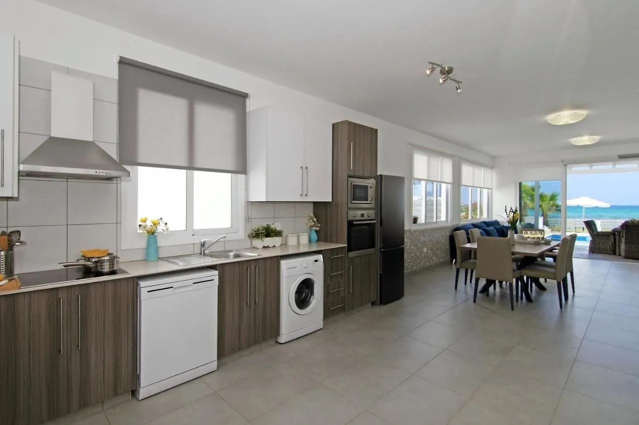 Villa Aphrodisia - Seafront Ayia Napa